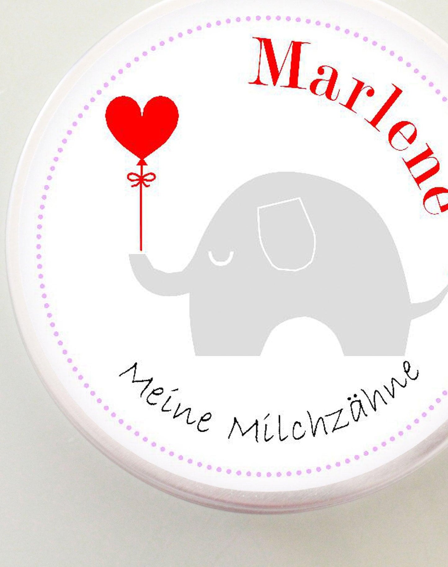 Zahndose mit Namen für Mädchen