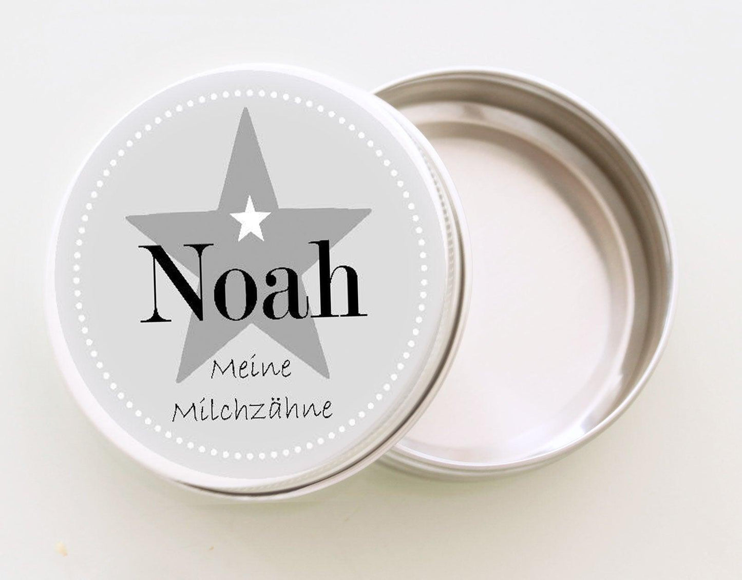 Zahndose mit Namen Milchzahndose für Jungen grau Stern Zahnbox